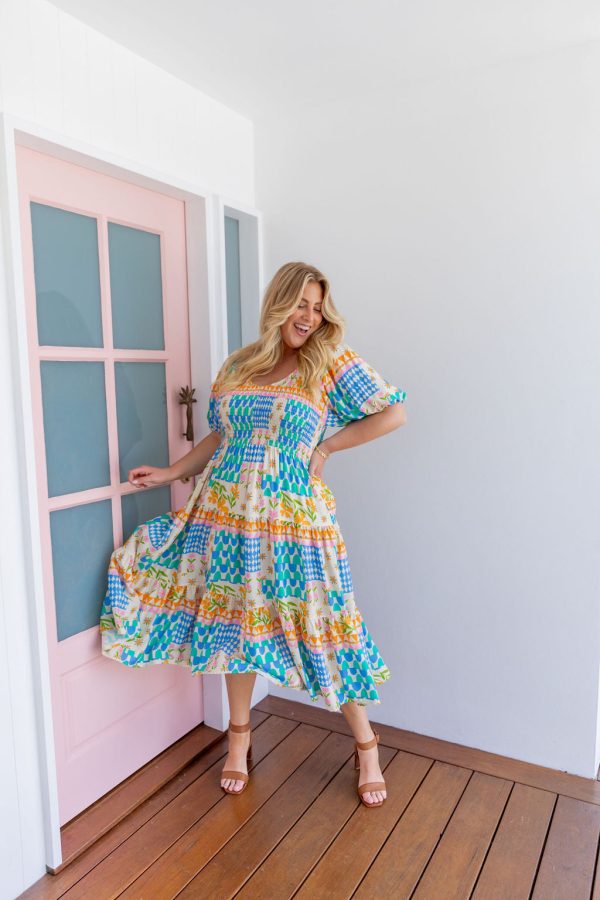 Peri Midi Dress in Patch Garden For Sale