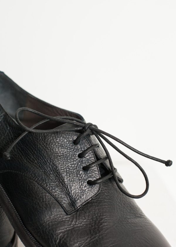 Stiro Oxford in Black Online now