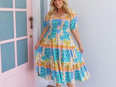 Peri Midi Dress in Patch Garden For Sale