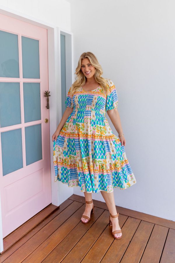 Peri Midi Dress in Patch Garden For Sale